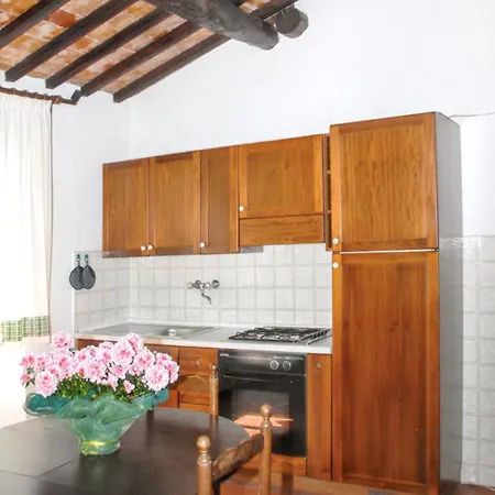 아파트 Spacious In With Mountain View *